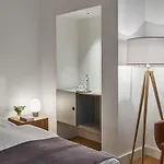 Hotel 38