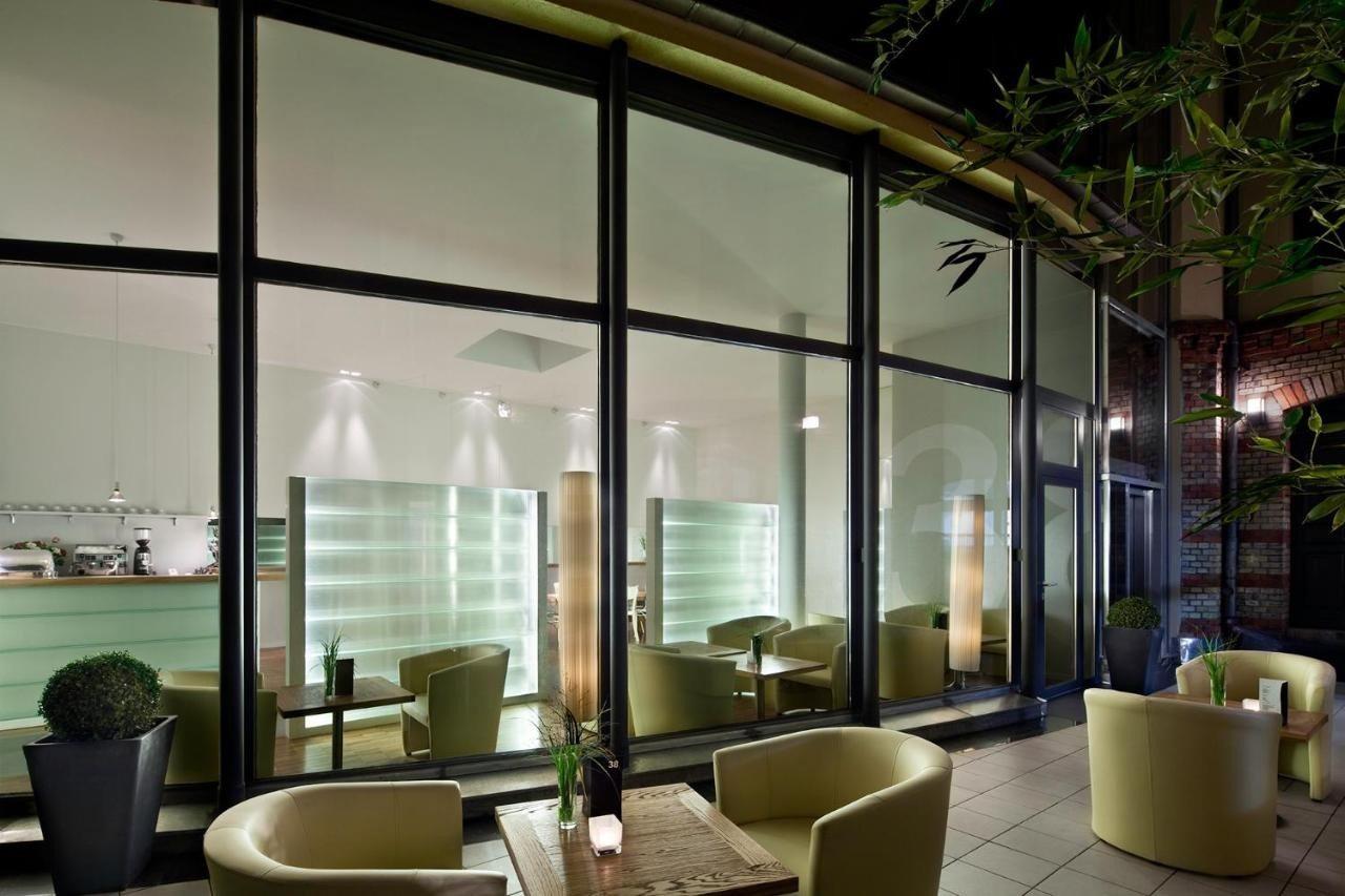 38 Hotel 3*